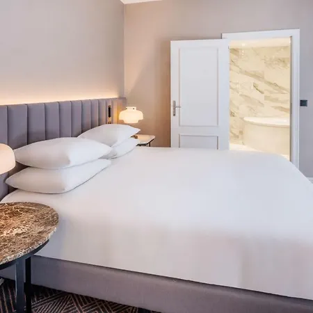 Hilton Grand Place Hotel Bruxelas